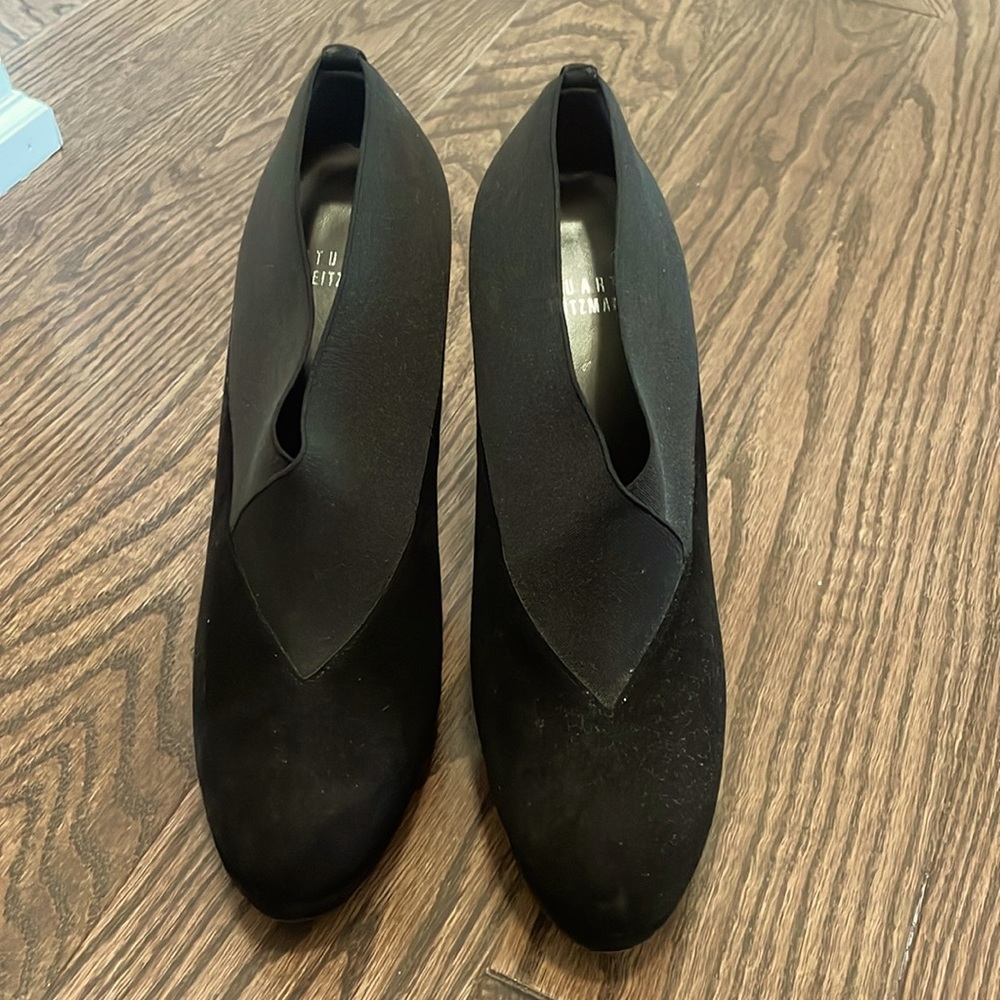Stuart Weitzman heeled booties black suede 6.5